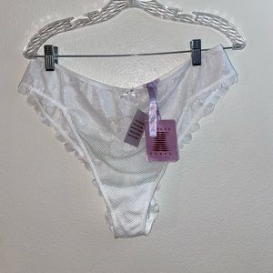 NWT Bridal SAVAGE X FENTY